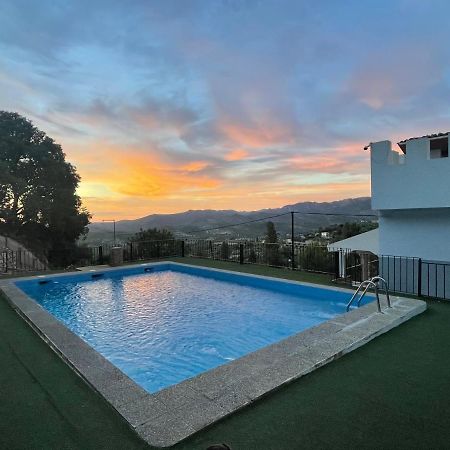 Noviembre La Iruela Vila Exterior foto